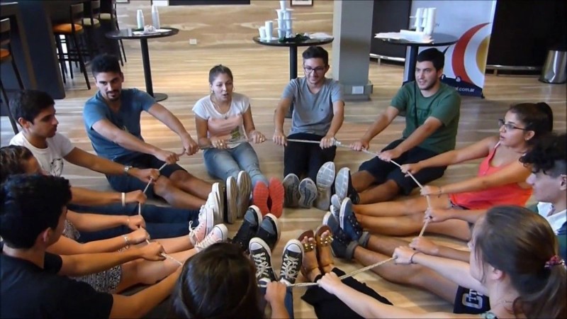 dinamica-de-trabajo-en-equipo-divertidas