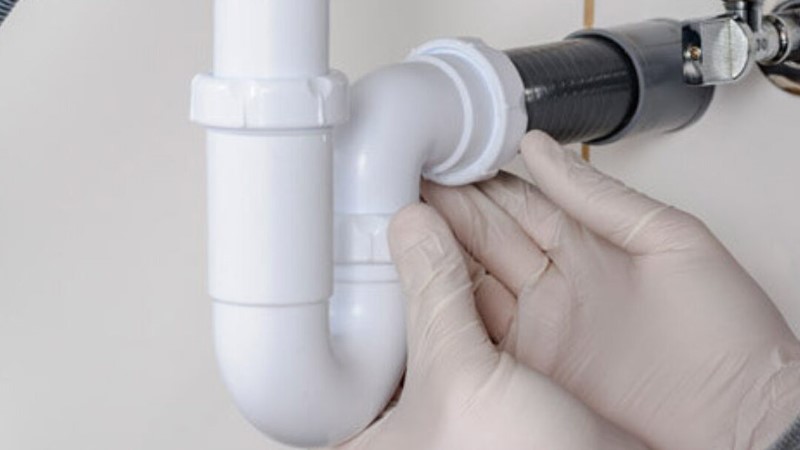 liquido-para-limpiar-tuberias-de-agua-potable