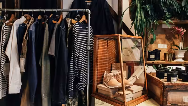 como-decorar-una-boutique-pequena-con-poco-dinero